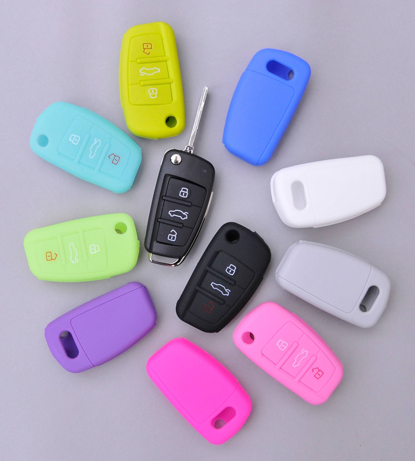 Auto Schlüssel Hülle Silikon Schutz Cover Fluoreszierend Blau kompatibel mit Audi A1 S1 A3 S3 A4 A6 S6 TT Q3 Q7 R8 8P 8V B7 C6 8J 8U 4L 8X 3 Tasten