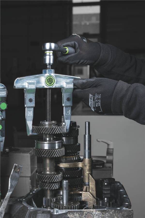 Universalabzieher 2- und 3-armig 20-2 Ausführung 2-armig Spannweite innen 160 mm Spanntiefe 150 mm Spannweite außen 100-