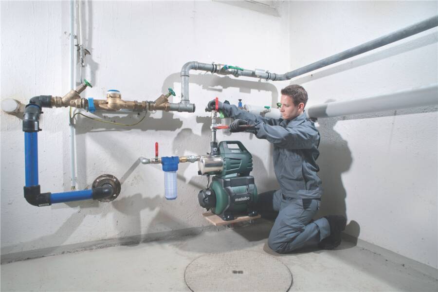 Hauswasserwerke HWW 600975000 Typ HWW 6000/25 Inox Nennaufnahme 1300W Förderleistung 6000l/h Förderhöhe 55m Saughöhe 8m