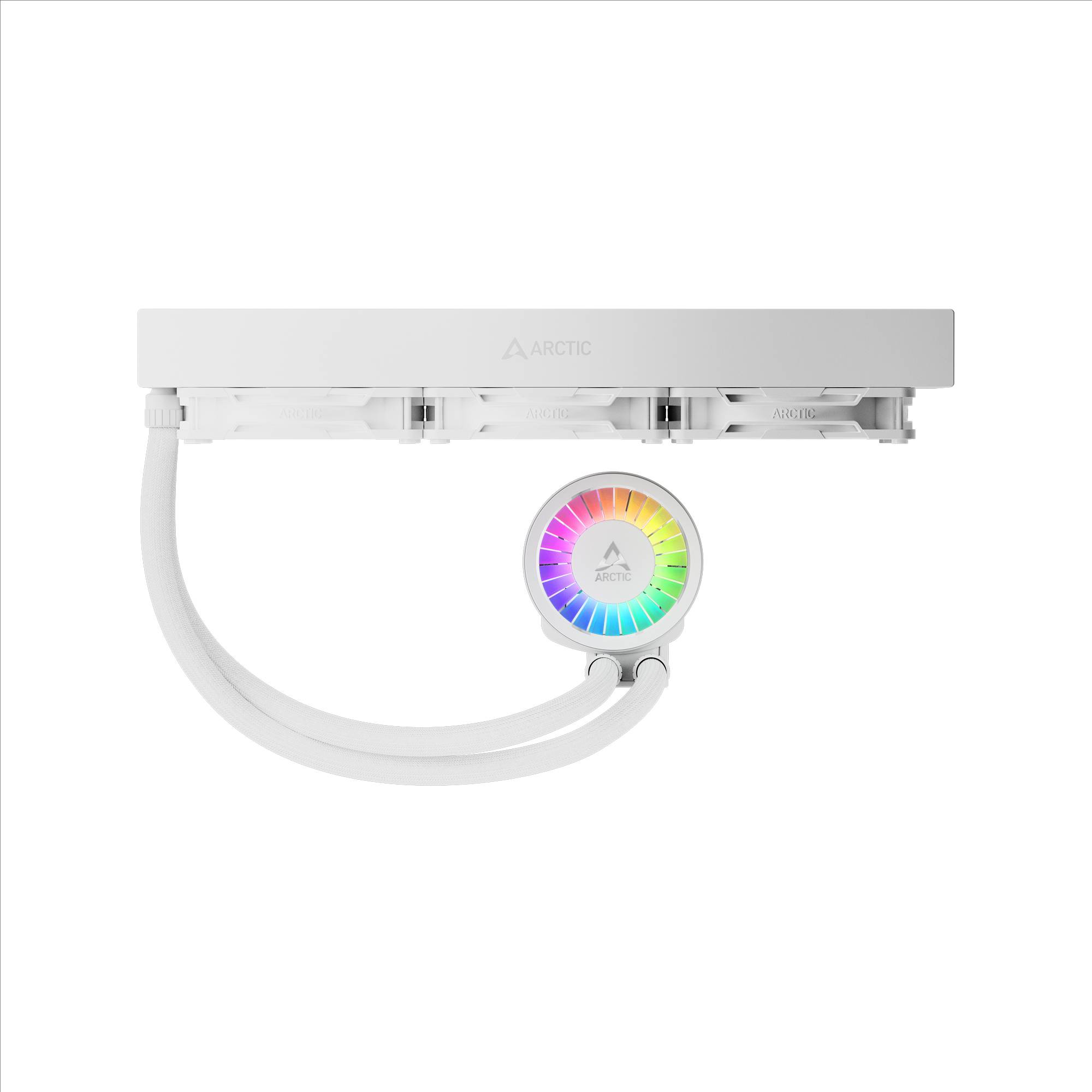 Ein weißer AIO-Flüssigkeitskühler für die CPU mit rechteckigem Radiator, gekrümmtem Schlauch und kreisförmigem RGB-beleuchteten Pumpenlüfter auf weißem Hintergrund.