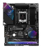 Schwarze Computer-Hauptplatine mit RGB-Akzenten, mit CPU-Sockel, RAM-Steckplätzen, Erweiterungssteckplätzen und Kühlkörpern.