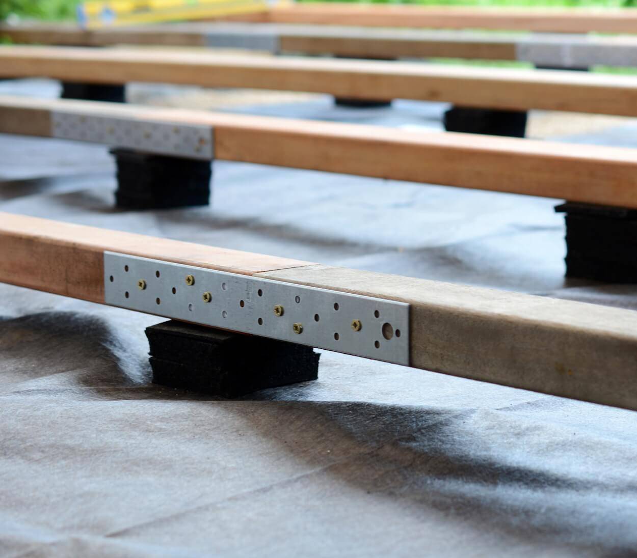 BAUHELD Terrassenpads 90 x 90 x 3 mm 105 Stück