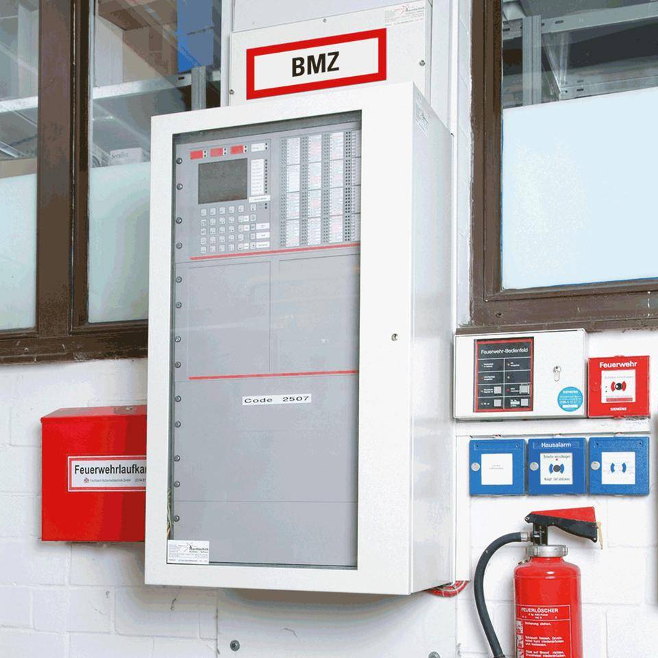 Feuerwehrschild BMZ, Folie, selbstklebend, 210x74mm, DIN 4066