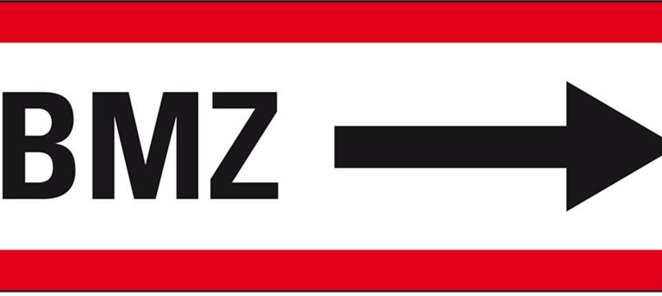 Feuerwehrschild BMZ rechts, Folie, selbstklebend, 297x105mm, DIN4066