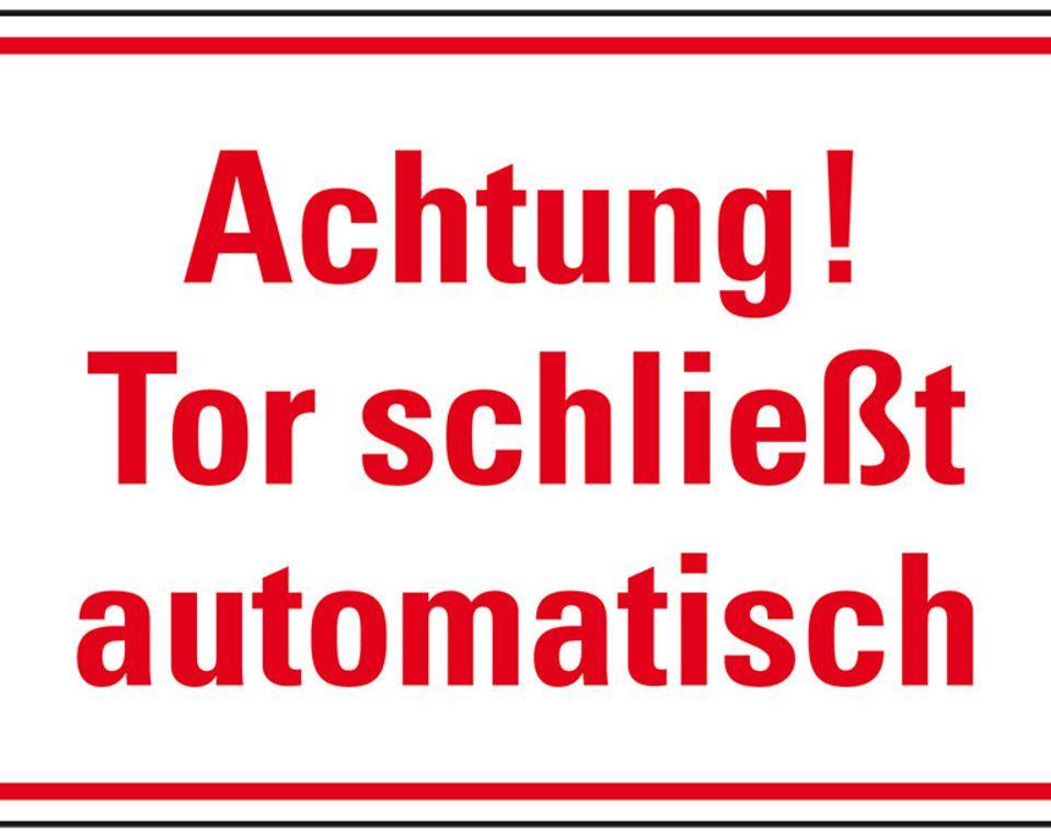 Türhinweisschild Achtung! Tor schließt automatisch, Kunststoff, 300x200mm