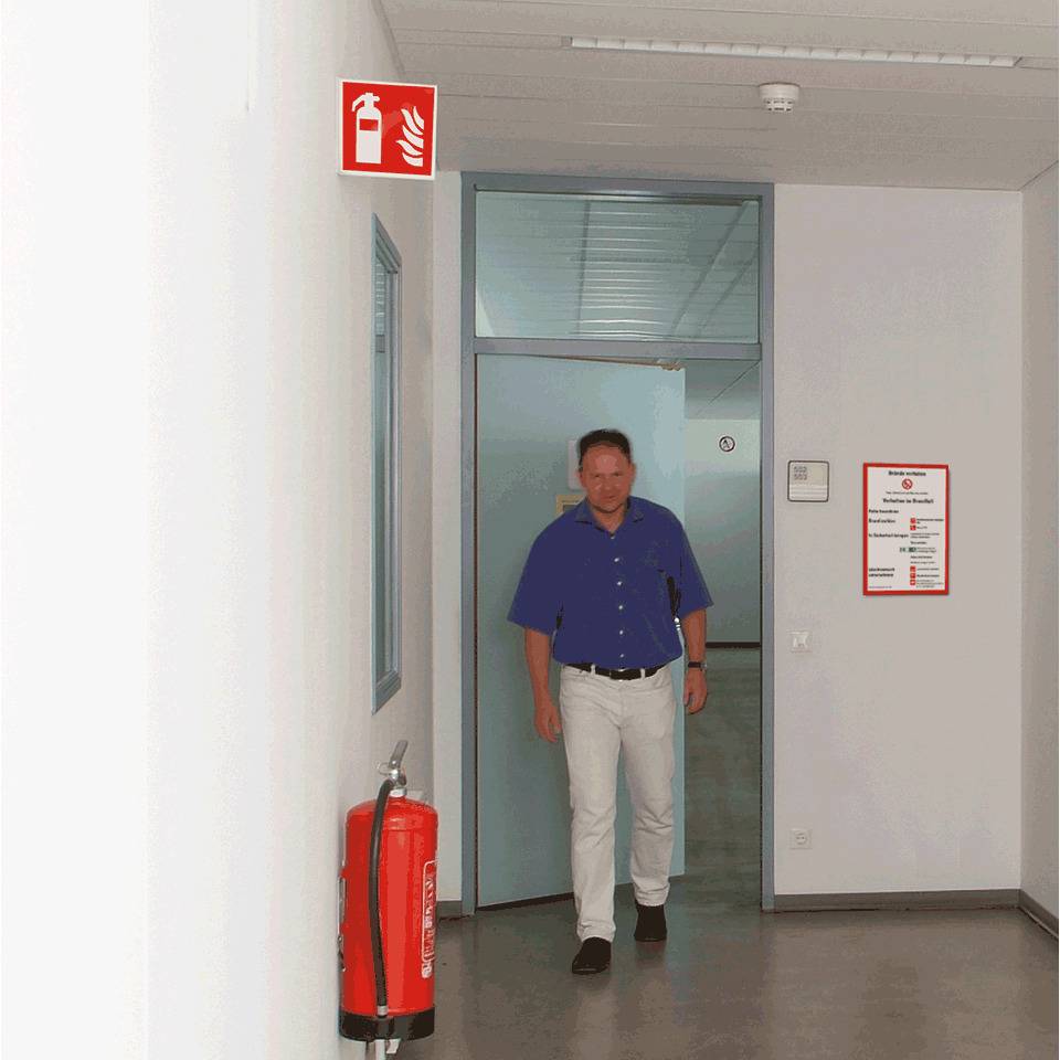 Brandschutz-Fahnenschild Feuerlöscher, Kunststoff, 300x300mm, ASR A1.3, DIN EN ISO 7010 F001