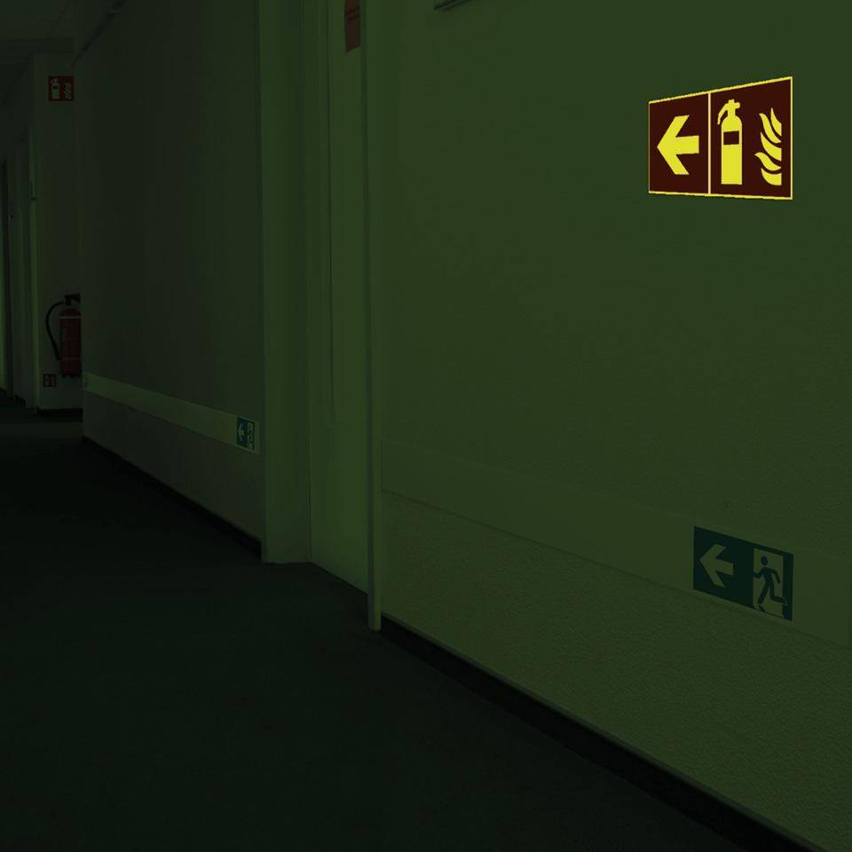 PERMALIGHT® power langnachleuchtend Brandschutzzeichen Richtungspfeil, ASR/ISO, Kunststoff, 150x150mm