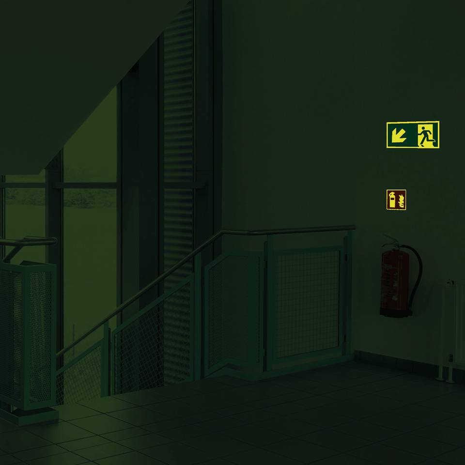 PERMALIGHT® power langnachleuchtend Rettungszeichen Rettungsweg links abwärts, ASR/ISO, Kunststoff, 300x150mm