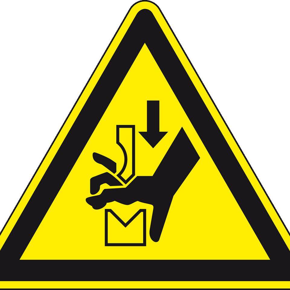 Warnschild Warnung vor Quetschgefahr, RoHS konform, Folie, selbstklebend, SL 100mm, DIN EN ISO 7010 W030
