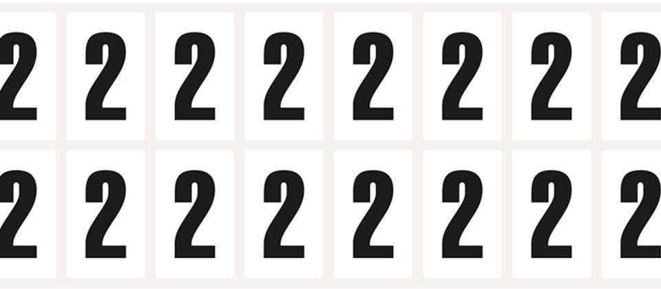 Ziffer 2, weiß/schwarz, Folie, Schrifthöhe 25mm, 22x36mm, 320 Stück/VE