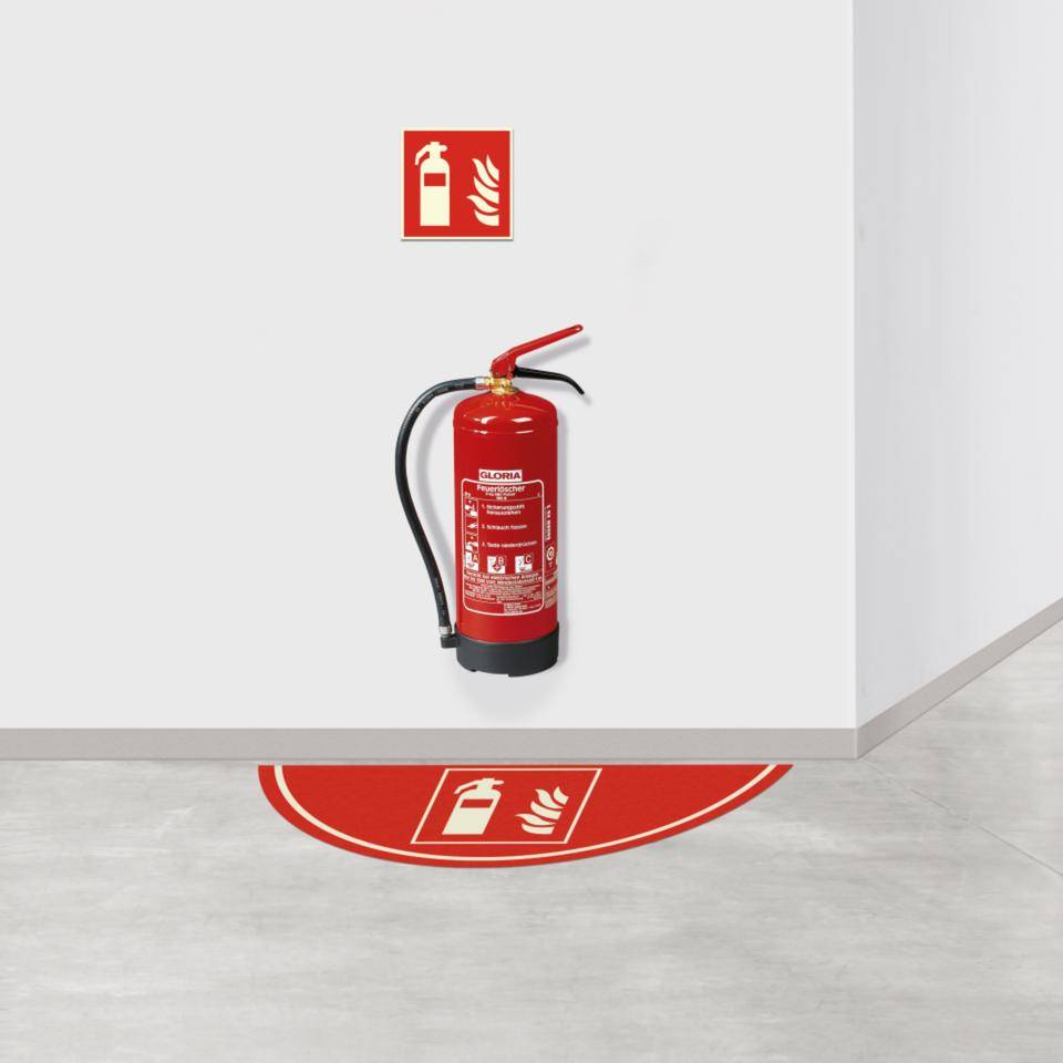 Vorteils-Set PERMALIGHT® power langnachleuchtend Brandschutzzeichen & Bodenmarkierung Feuerlöscher
