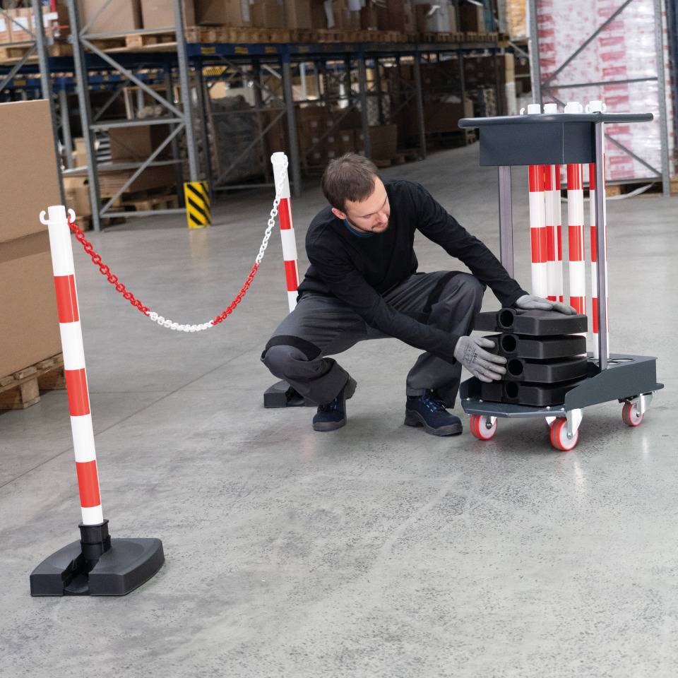 Transportwagen-Set mit Klapppfosten, rot/weiß und K.57 Kettenpfosten-Caddie