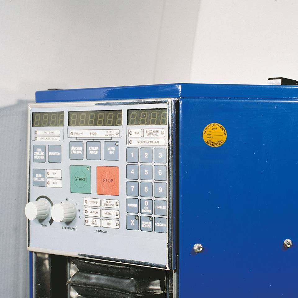 Prüfplakette geprüft am: durch: ..26-31, gelb, Dokumentenfolie, Ø 40mm, 10/Bogen