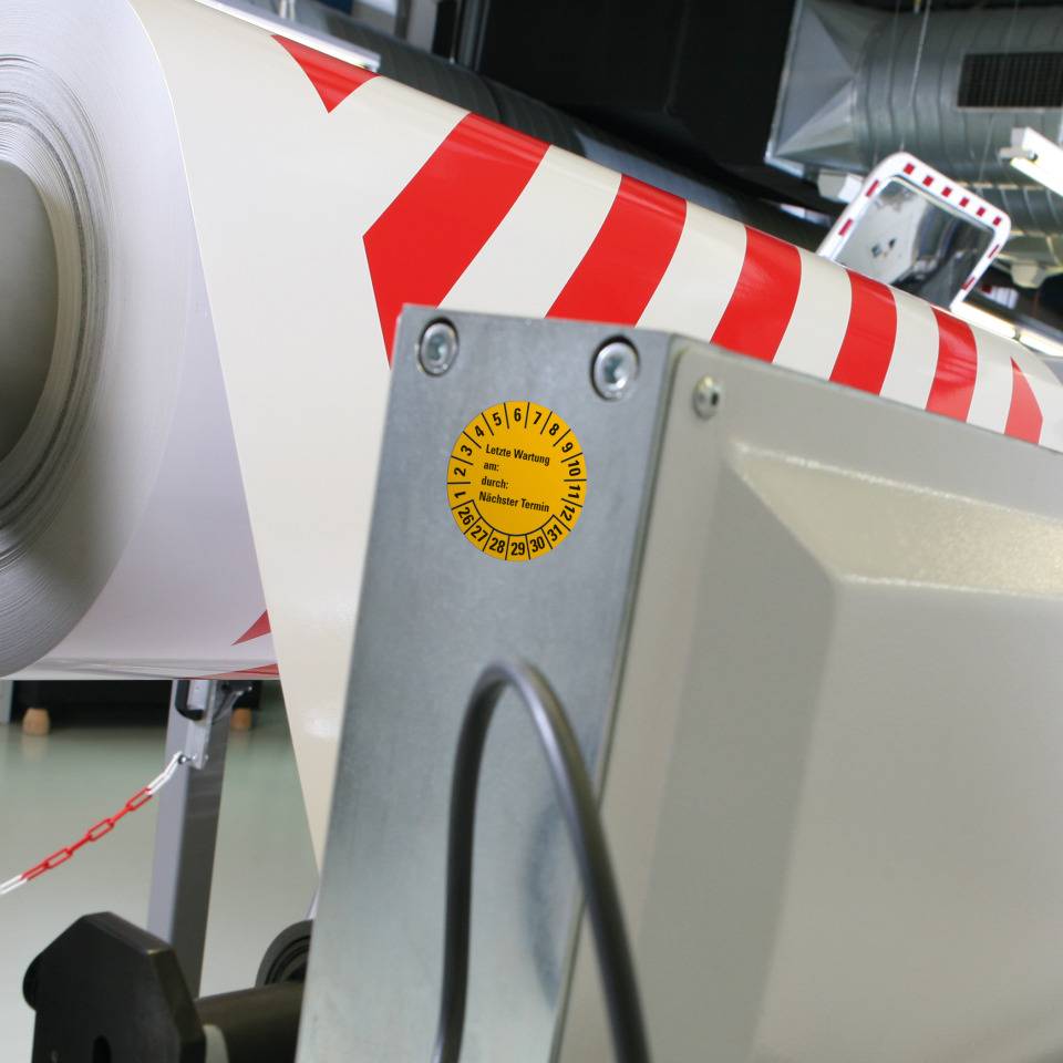 Prüfplakette Letzte Wartung, am, durch, Nächste Prüfung 26-31, gelb, Dokumentenfolie, Ø30mm, 18/BOG