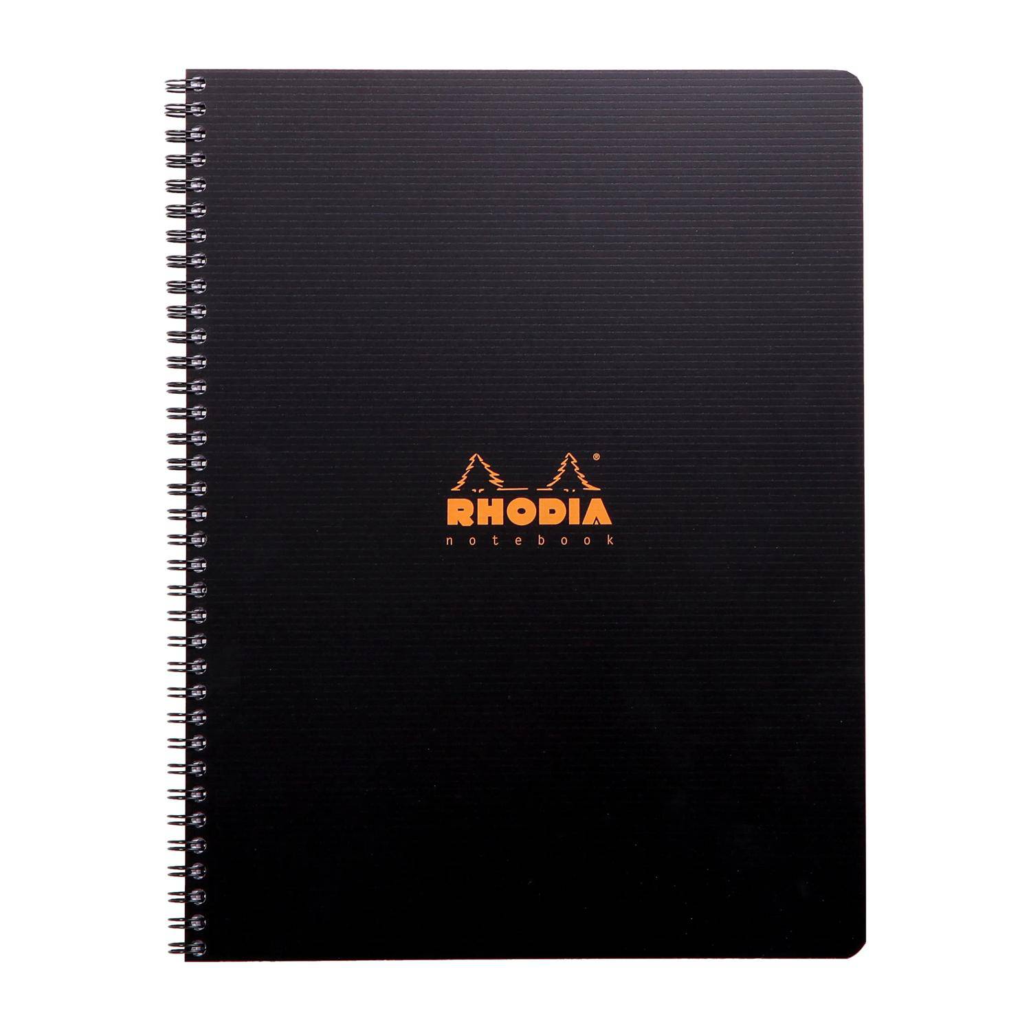 Schwarzes spiralgebundenes Rhodia-Notizbuch mit orangem Logo auf dem Umschlag, geschlossen auf weißem Hintergrund gezeigt.