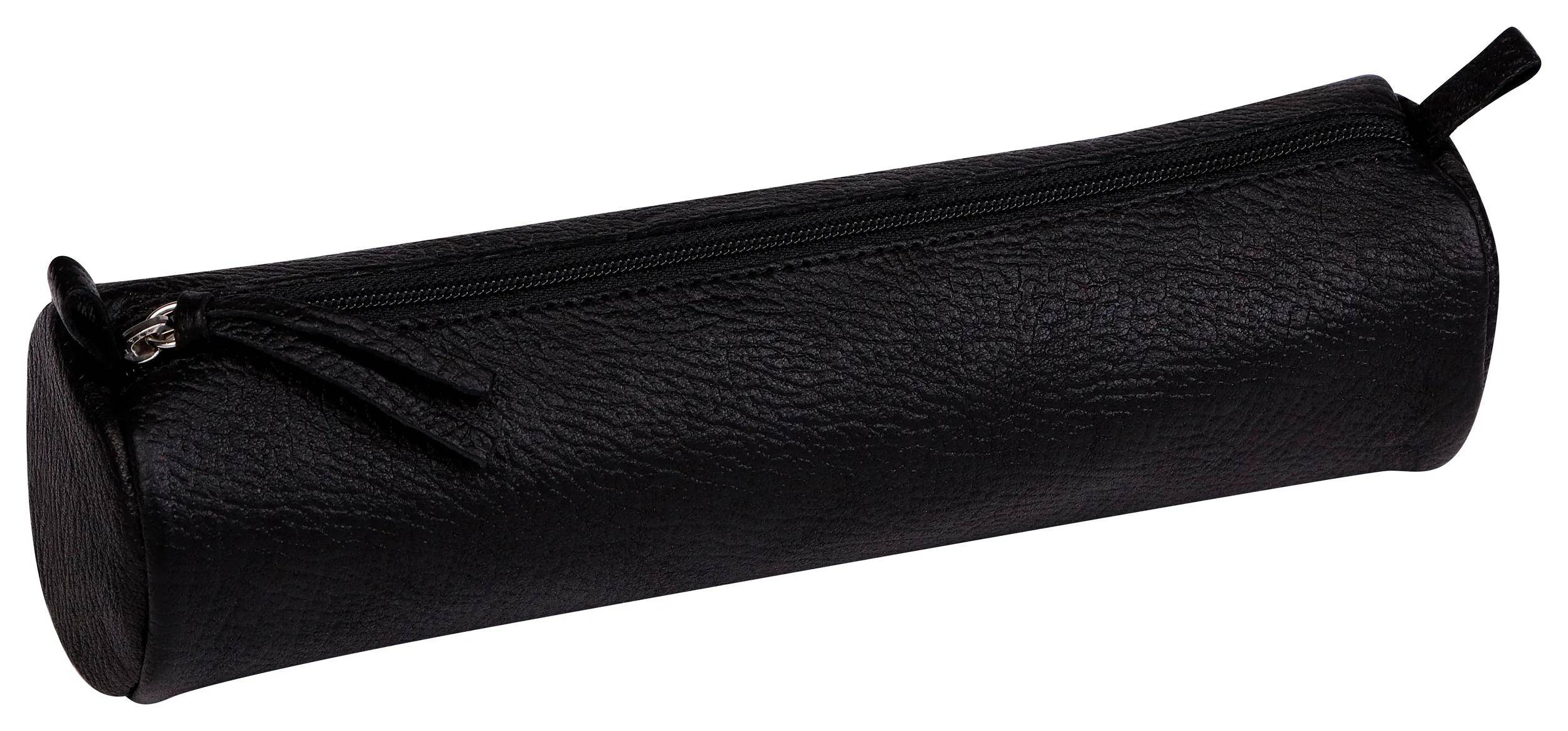 Schwarze Leder-Etui aus Zylinder mit Reißverschluss auf weißem Hintergrund