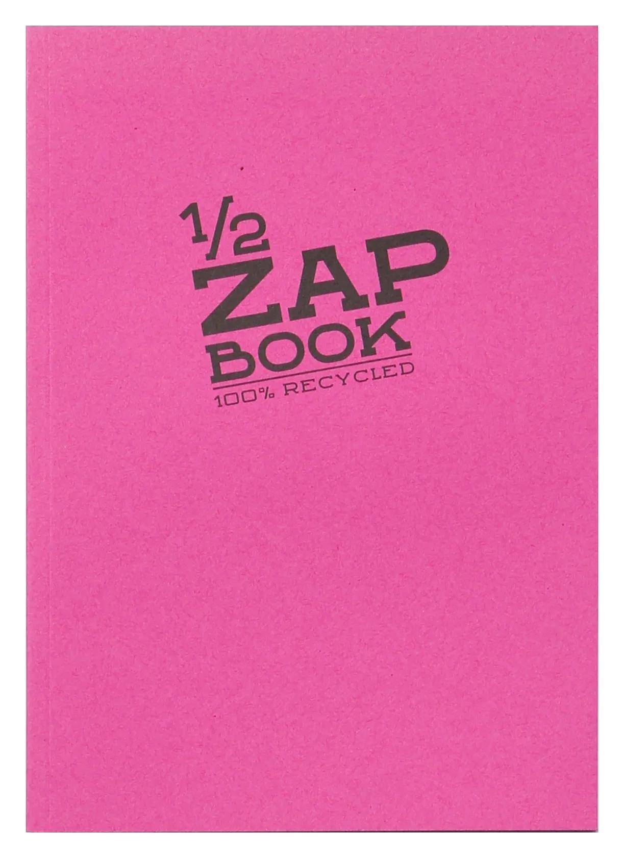 Rosafarbener Umschlag aus recyceltem Papier für ein Notizbuch mit der Beschriftung „1/2 ZAP BOOK