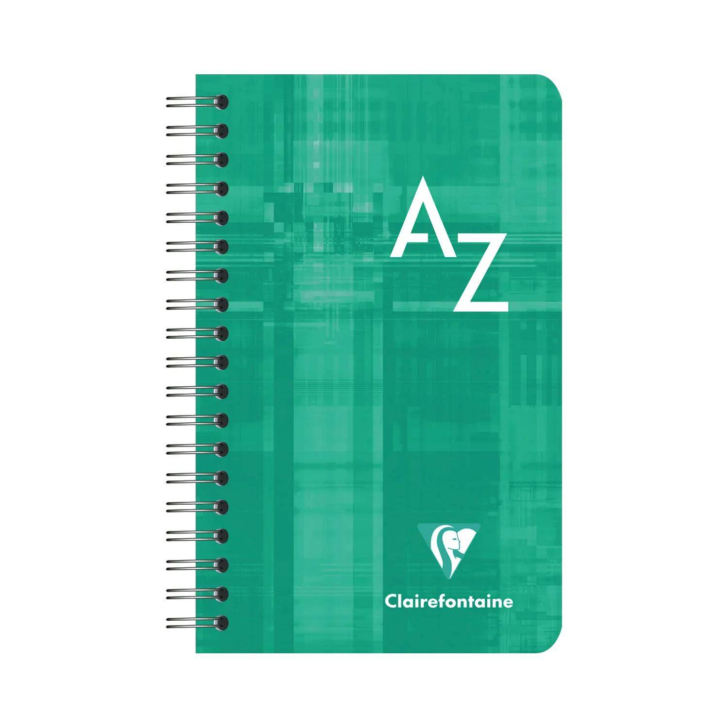 Grüner Umschlag eines spiralgebundenen Notizbuchs mit großen weißen Buchstaben „A Z" und dem Logo „Clairefontaine"" in der Nähe des unteren Randes.