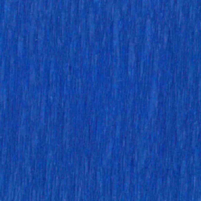 Nahaufnahme einer blauen strukturierten Oberfläche mit vertikalen pinselartigen Streifen, die das gesamte Bild ausfüllt.