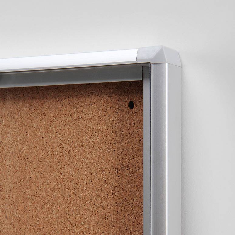 Showdown Displays Schaukasten Innen Kork 4xA4