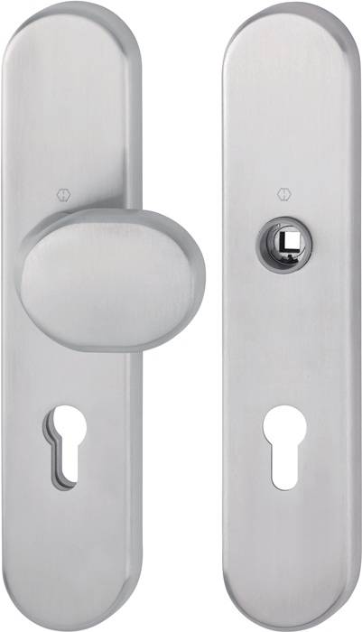Paar gebürstete Silbertürklinken mit Schlüssellochrosetten, eine mit einem ovalen Hebel und die andere mit einem zentralen runden Schlosszylinder.
