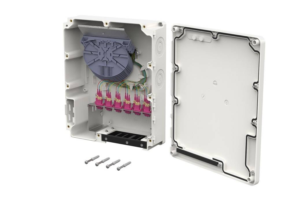 Metz Connect OpDAT MV 12xLC-D OM4 15036C77512-B