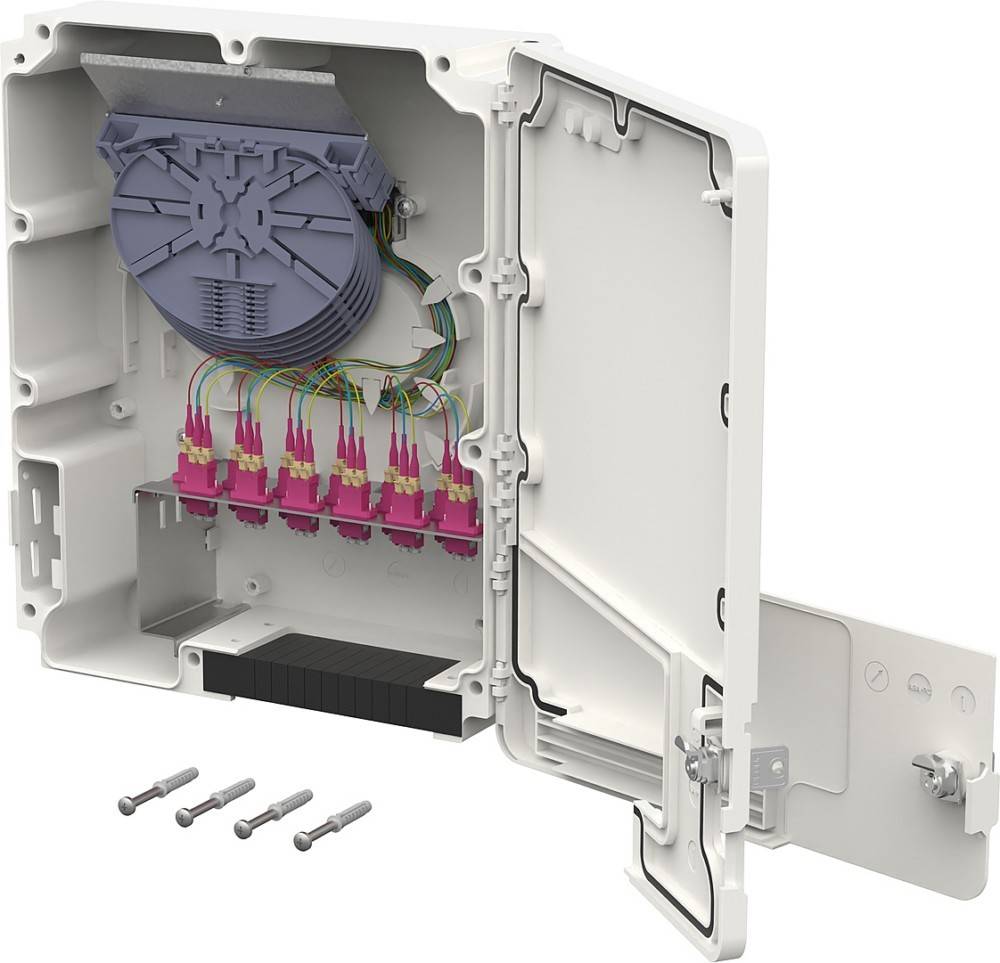 Metz Connect OpDAT MV 12xLC-D OM4 15036C77512-E