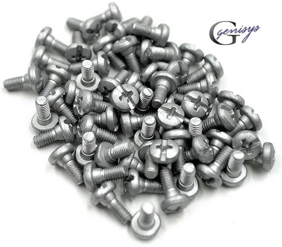 Genisys 30x Titan LongLife Ersatz Messer Klingen kompatibel mit Husqvarna Automower, kompatibel mit Gardena, kompatibel mit Segway Mähroboter + 30x