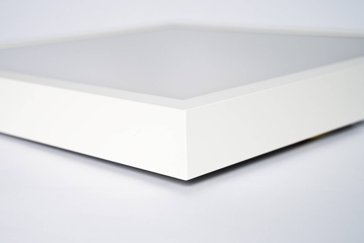 DOTLUX LED-Aufbauleuchte PANELbig-ugr 595x595mm 30W COLORselect mit 4poligem Stecker für HCL inkl. Netzteil