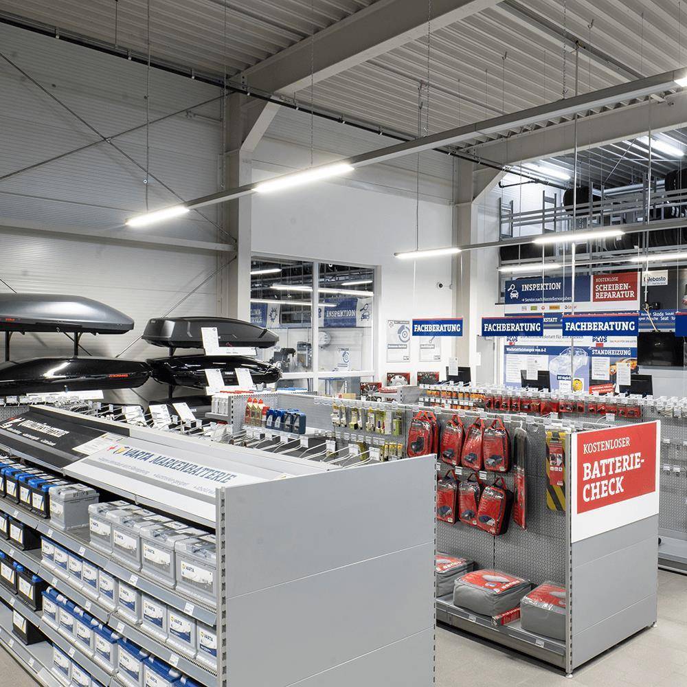 DOTLUX LED-Leuchteneinsatz LINEAlock 1437mm 25-75W 4000K dimmbar 1-10V 60*110°