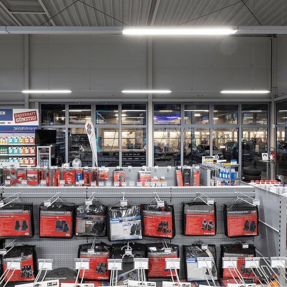 DOTLUX LED-Leuchteneinsatz LINEAlock 1437mm 25-75W 4000K dimmbar 1-10V 60*110°