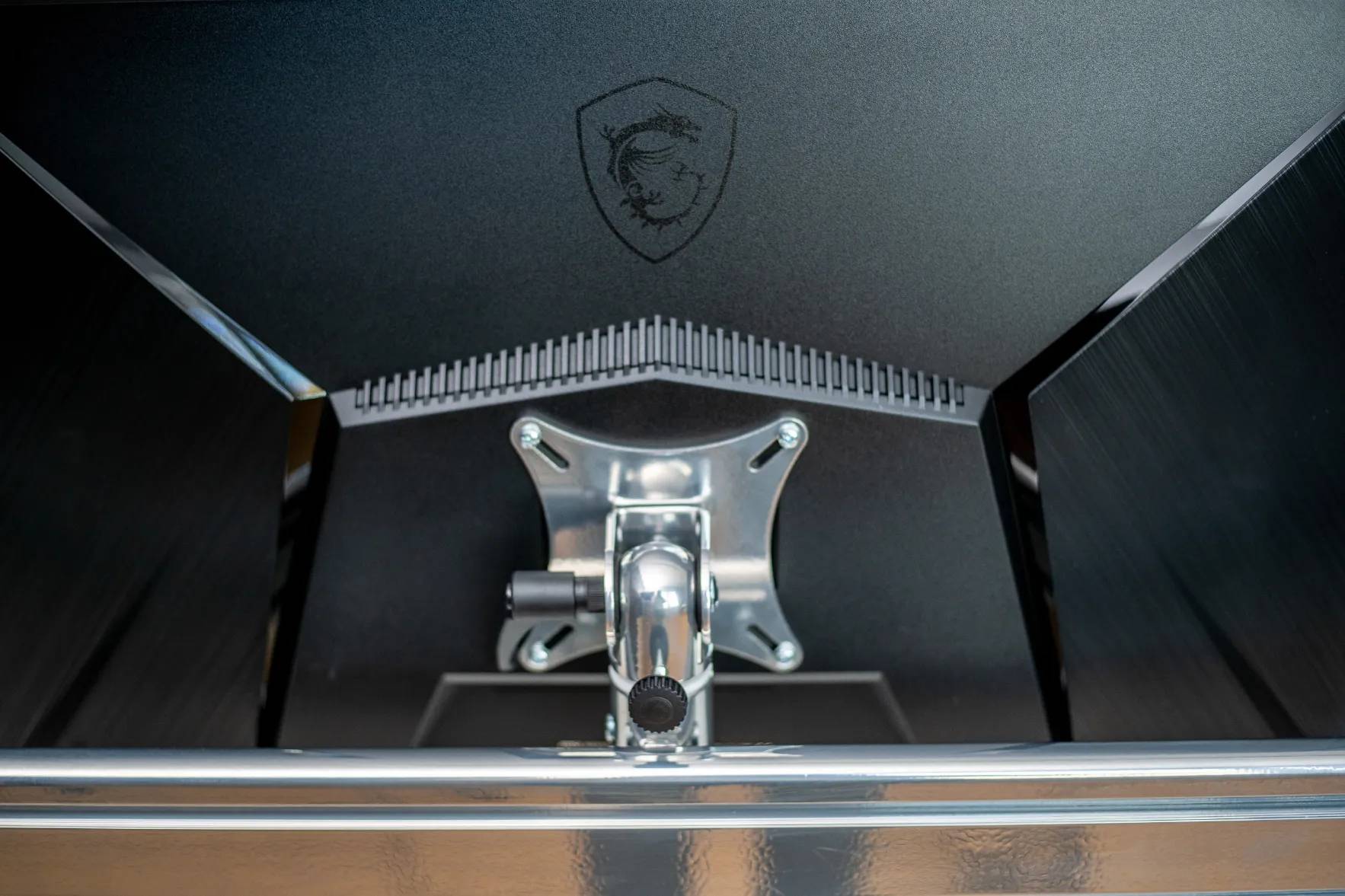 Flat-System Tisch-Klemme 3er - 25'' - 32'' mit 2 Schlitten-Scharnier Auslegern