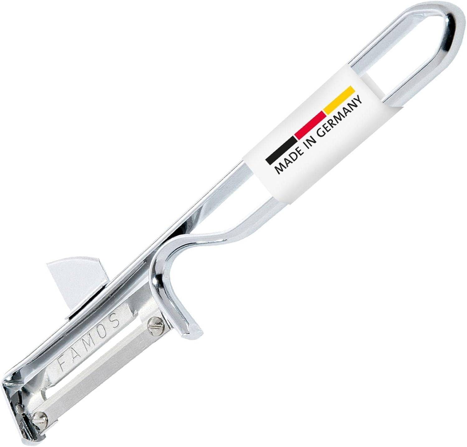Westmark | Universal-Sparschäler mit geschärftem Ausstecher | Edelstahlklinge | Famos | Metall/Verchromt | 15,5 x 3,5 cm | perfekt für präzises Sc