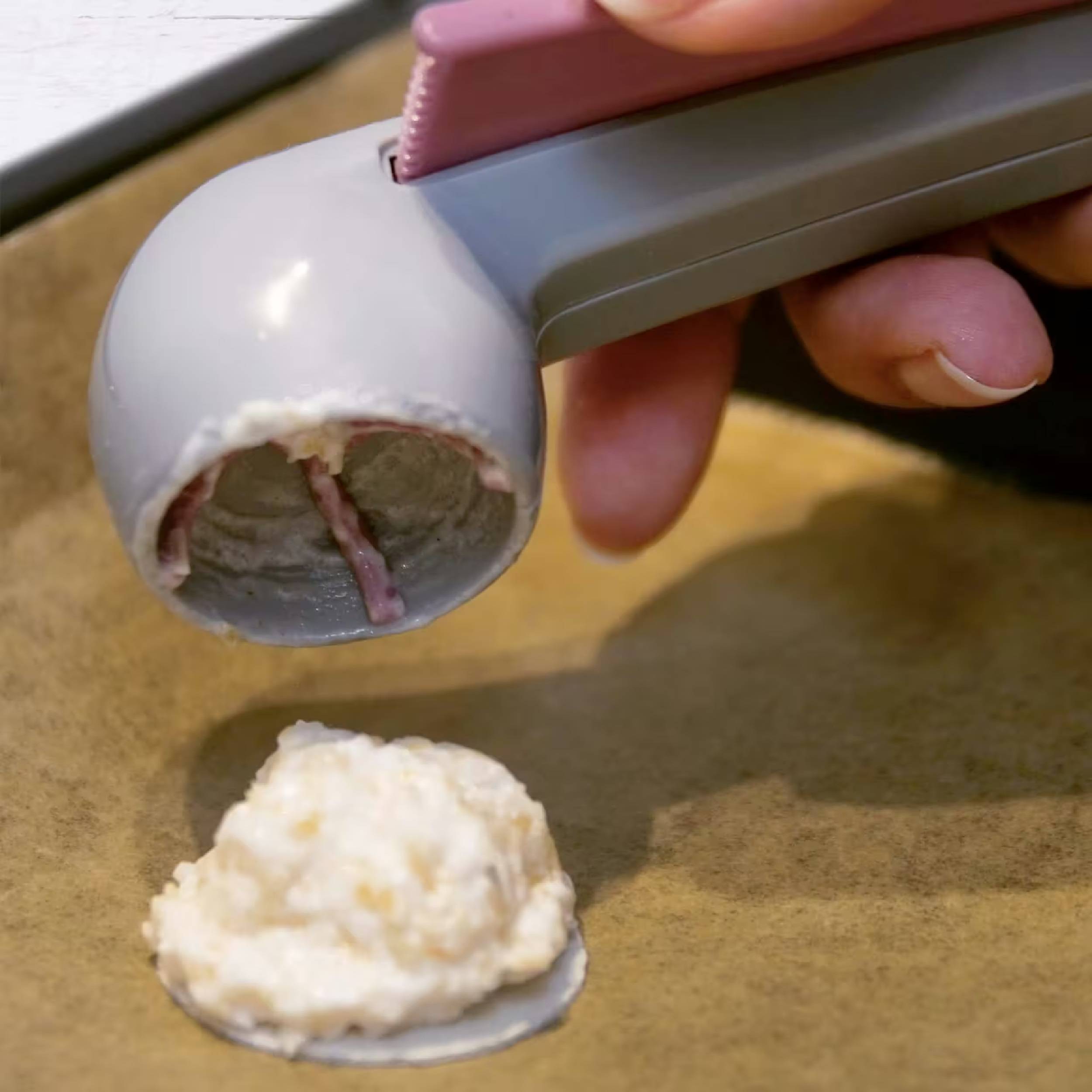 Neustanlo | Makronenformer | praktische Anwendung | 3 cm Ø | idealer Plätzchenformer für gleichmäßige Plätzchen und Makronen