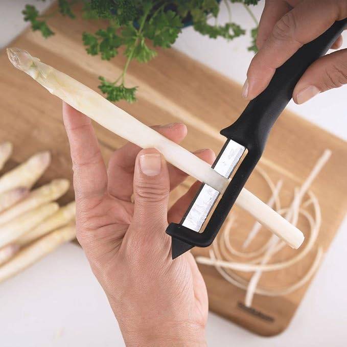 Fackelmann Weltmeister-Spargelschäler, Universalschäler mit Klinge aus Edelstahl, Sparschäler für Obst und Gemüse (Farbe: Schwarz), Menge: 1 Stü