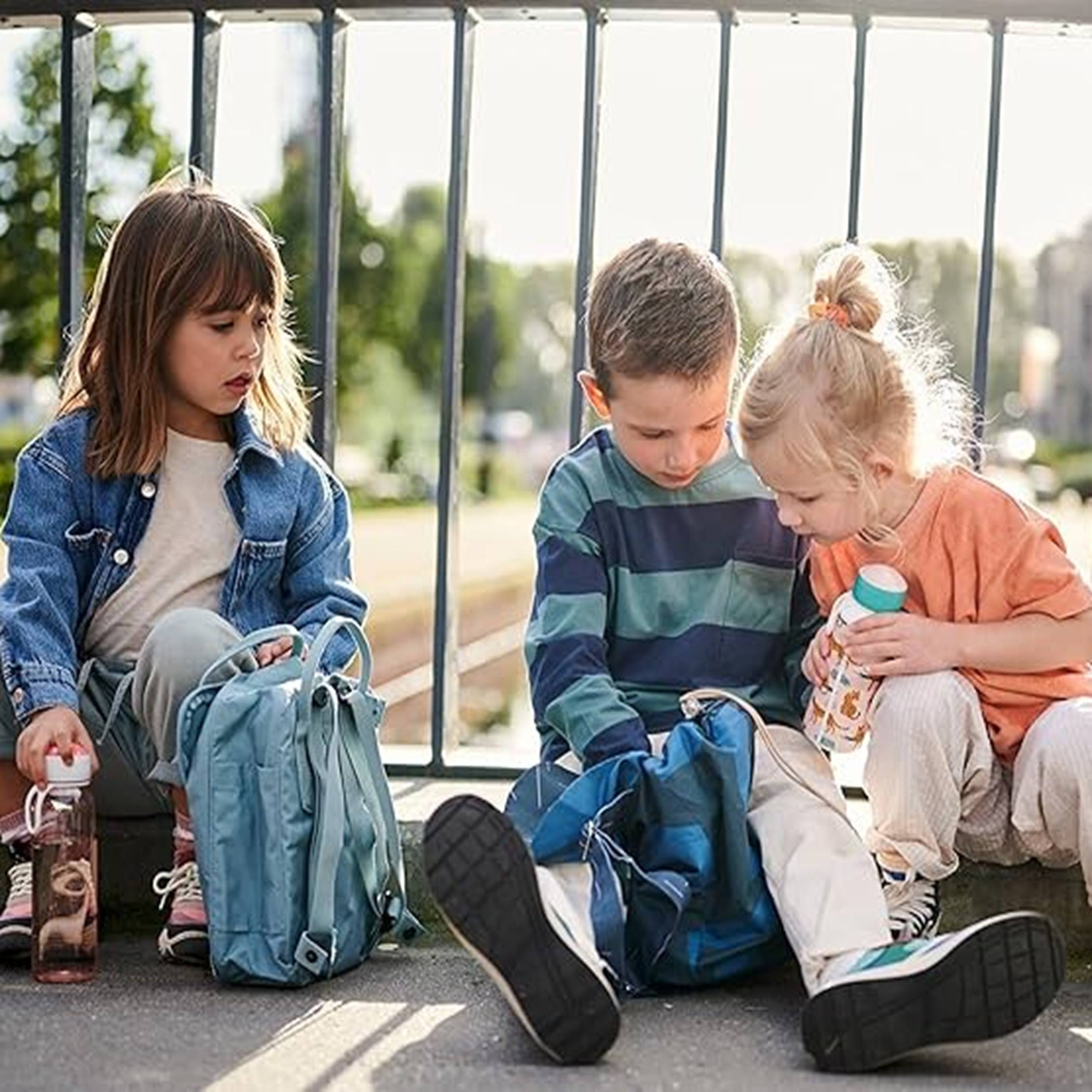 Mepal  Trinkflasche mit Strohhalm Campus Flip-up 500 ml blau  Wasserflasche für Kinder mit Strohhalm  kohlensäuregeeignet  auslaufsicher
