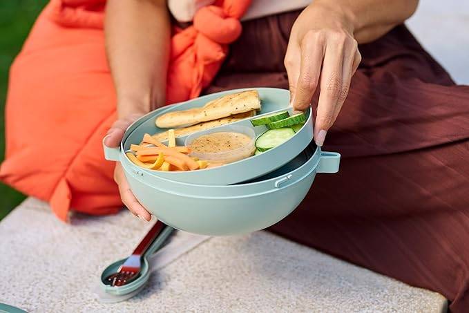 Mepal - Bento-Lunchbowl Vita - Brotdose mit Fächern - Extra Fach mit Deckel, Dressing-Deckel & Tablett - Bentobox - Salatbox to-go - Nordic blue