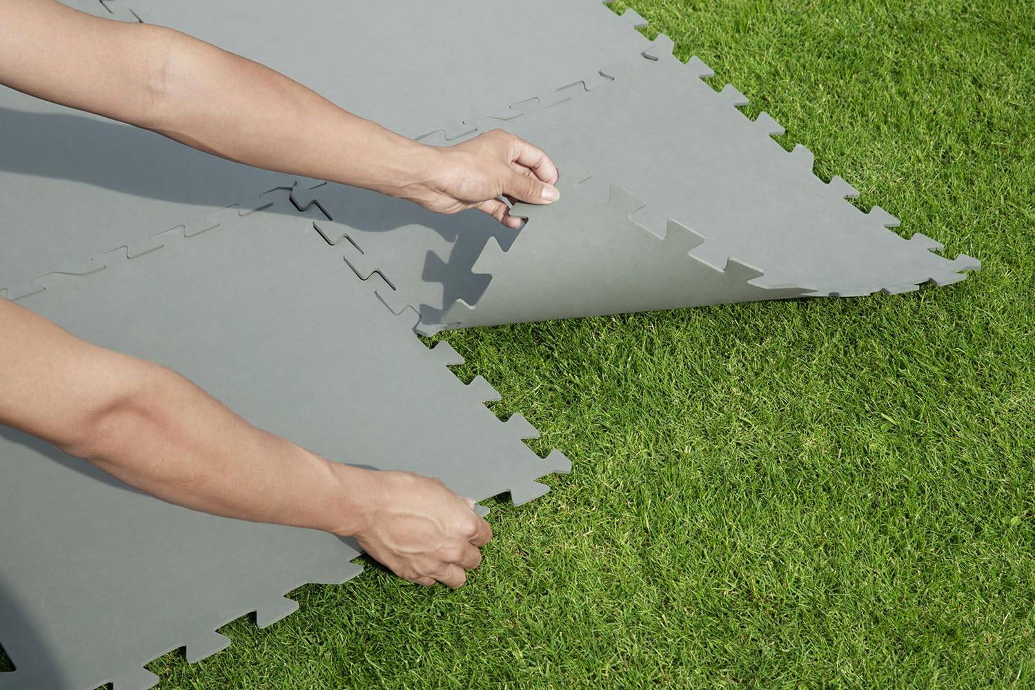 Bestway | Flowclear Pool-Bodenschutzfliesen | 9 Stück á 50 x 50 cm | Grau | ideal um Schutz des Poolbodens und des Rasens
