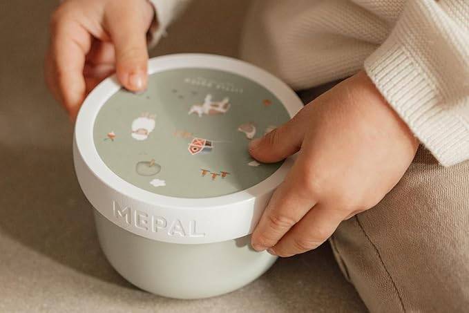 Mepal | Kinder Obst- und Bento Box | Campus meets Fruits | Spülmaschinenfest & BPA-frei | 300 & 750 ml | Mit Fächern, Gabel & Clip-Verschluss | Perf