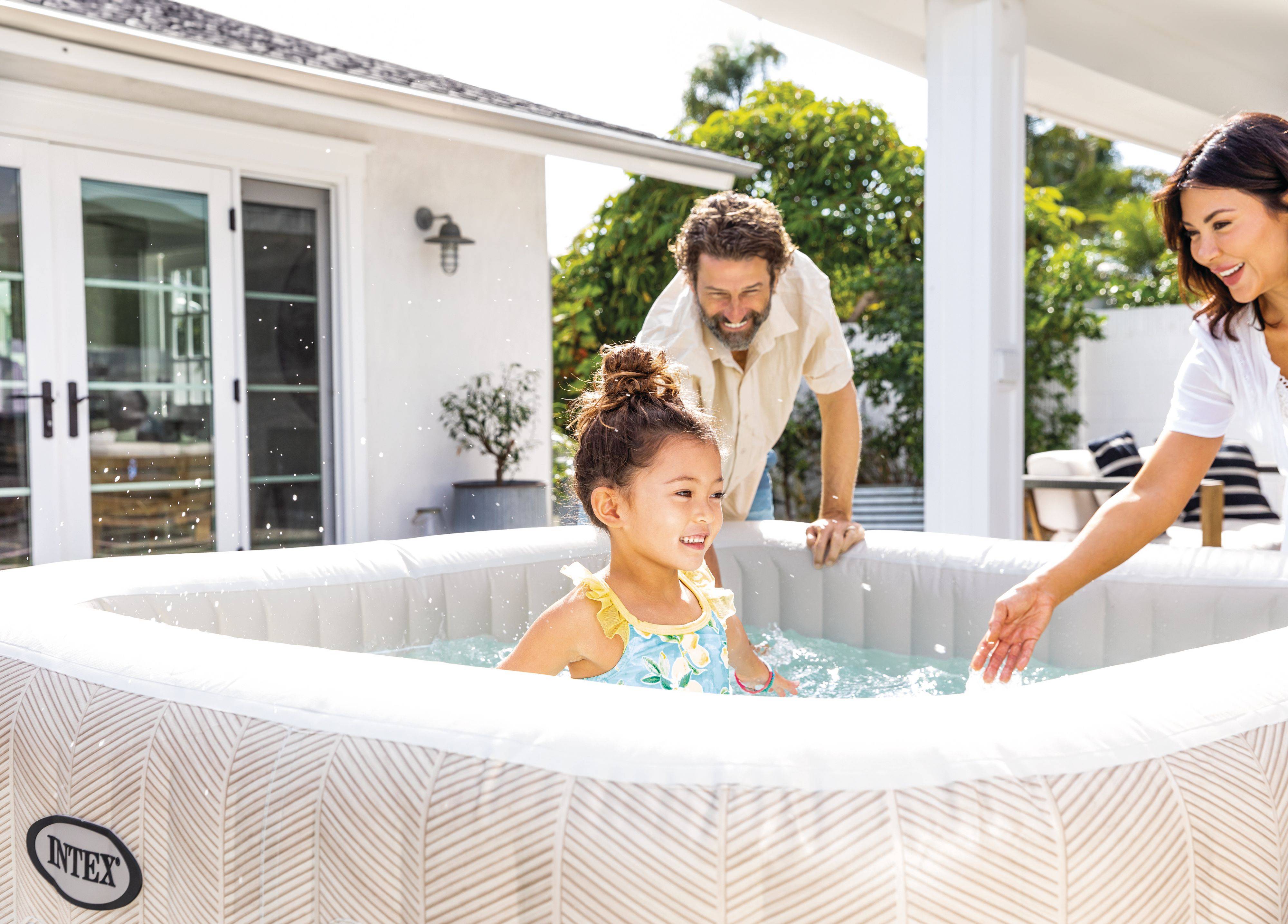 INTEX 28472NP - Whirlpool - Chevron Deluxe Square Bubble (196x196cm) für 6 Personen