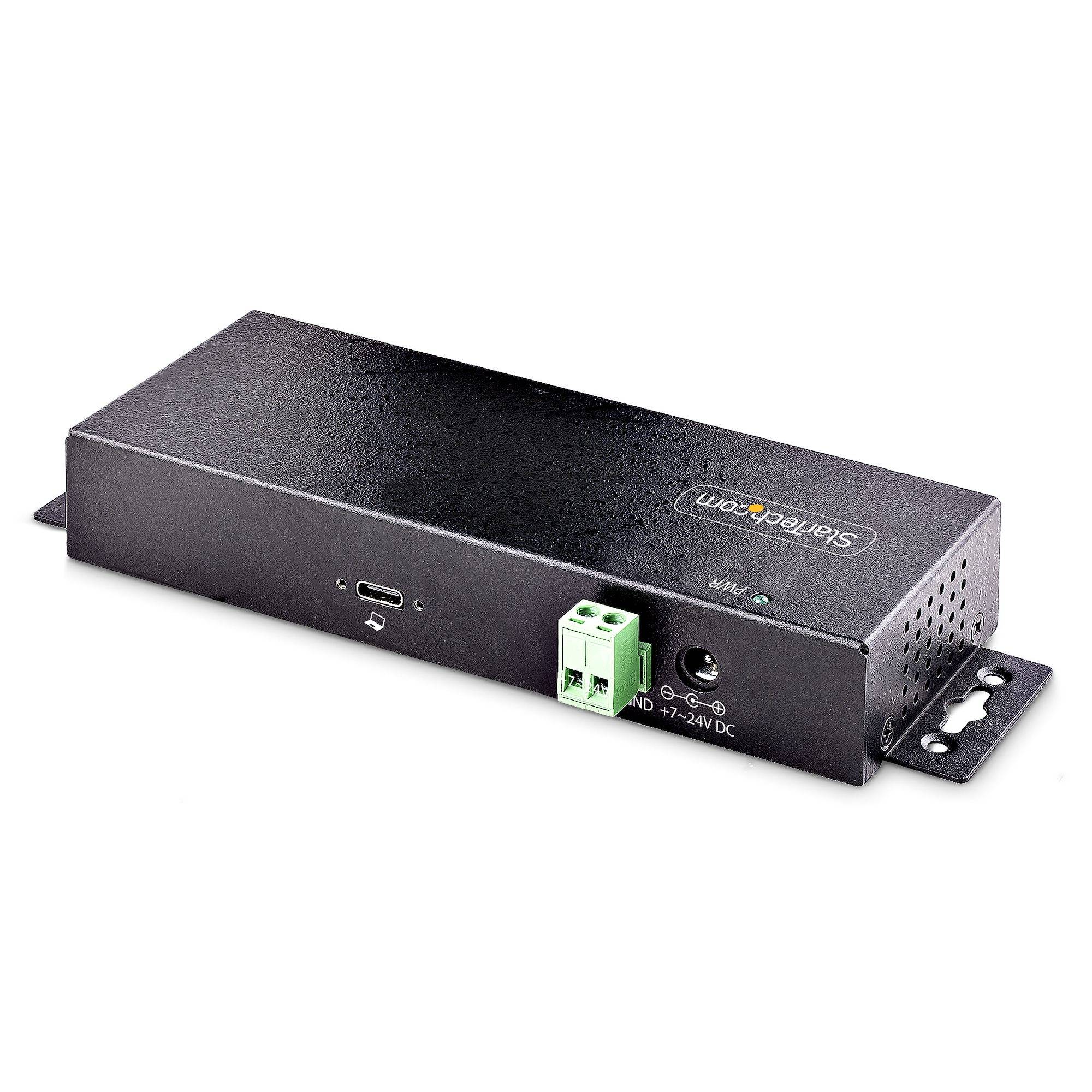 Schwarzes StarTech.com Metall-Stromadaptergehäuse mit USB-C-Anschluss, grünem Klemmblock und DC-Eingangsbuchse auf weißem Hintergrund.