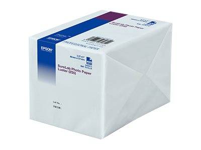 Epson-Karton mit „Super Luster Photo Paper