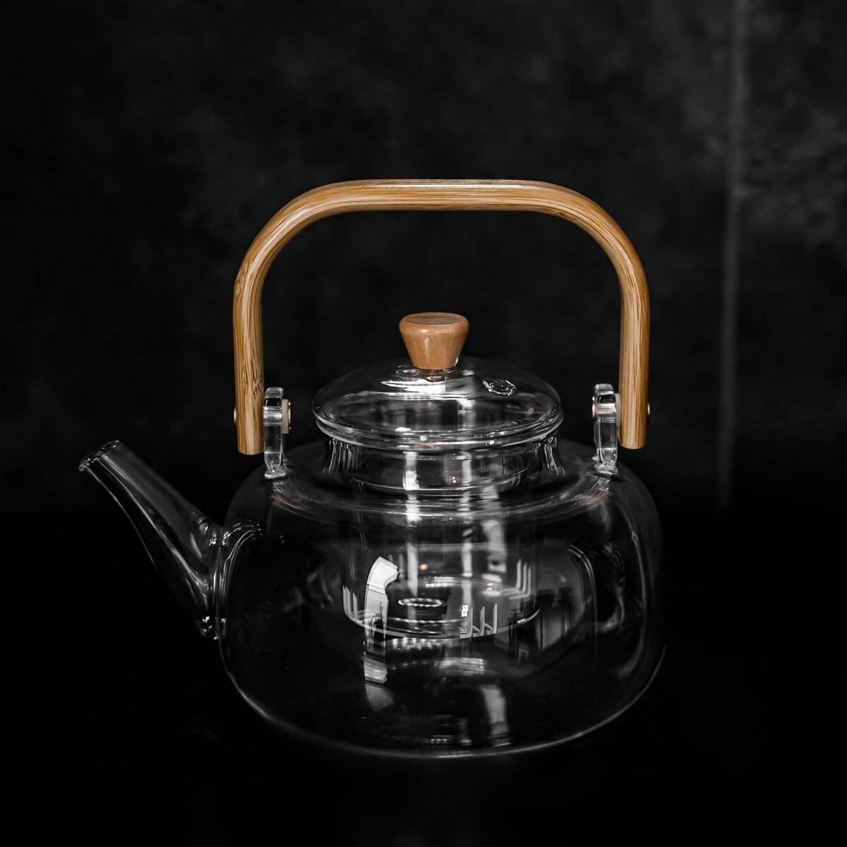 Teekanne "Maya Tisana" aus hochwertigem Borosilikatglas mit Holzgriff -1000 ml