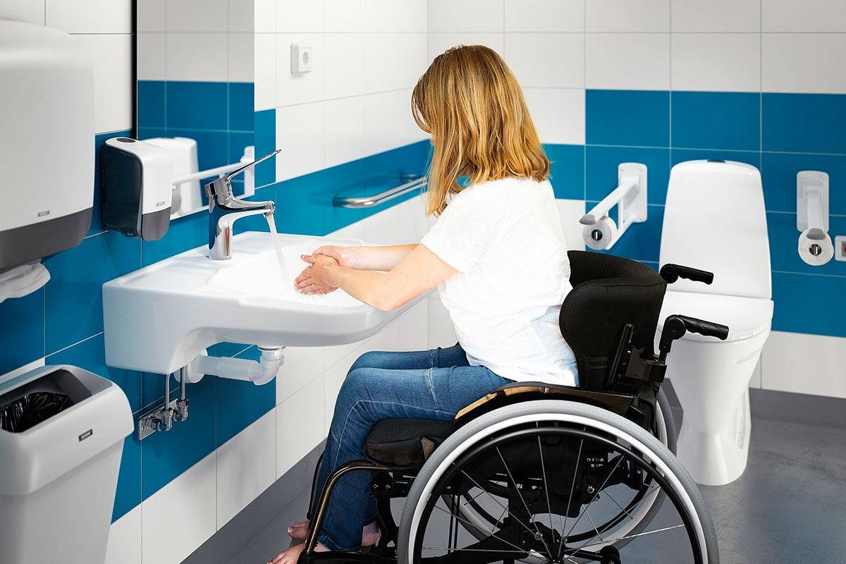 Mora MediCare Waschtisch-Einhebelmischer CU Ø10 mm Verbindungsrohre Hebel 208mm