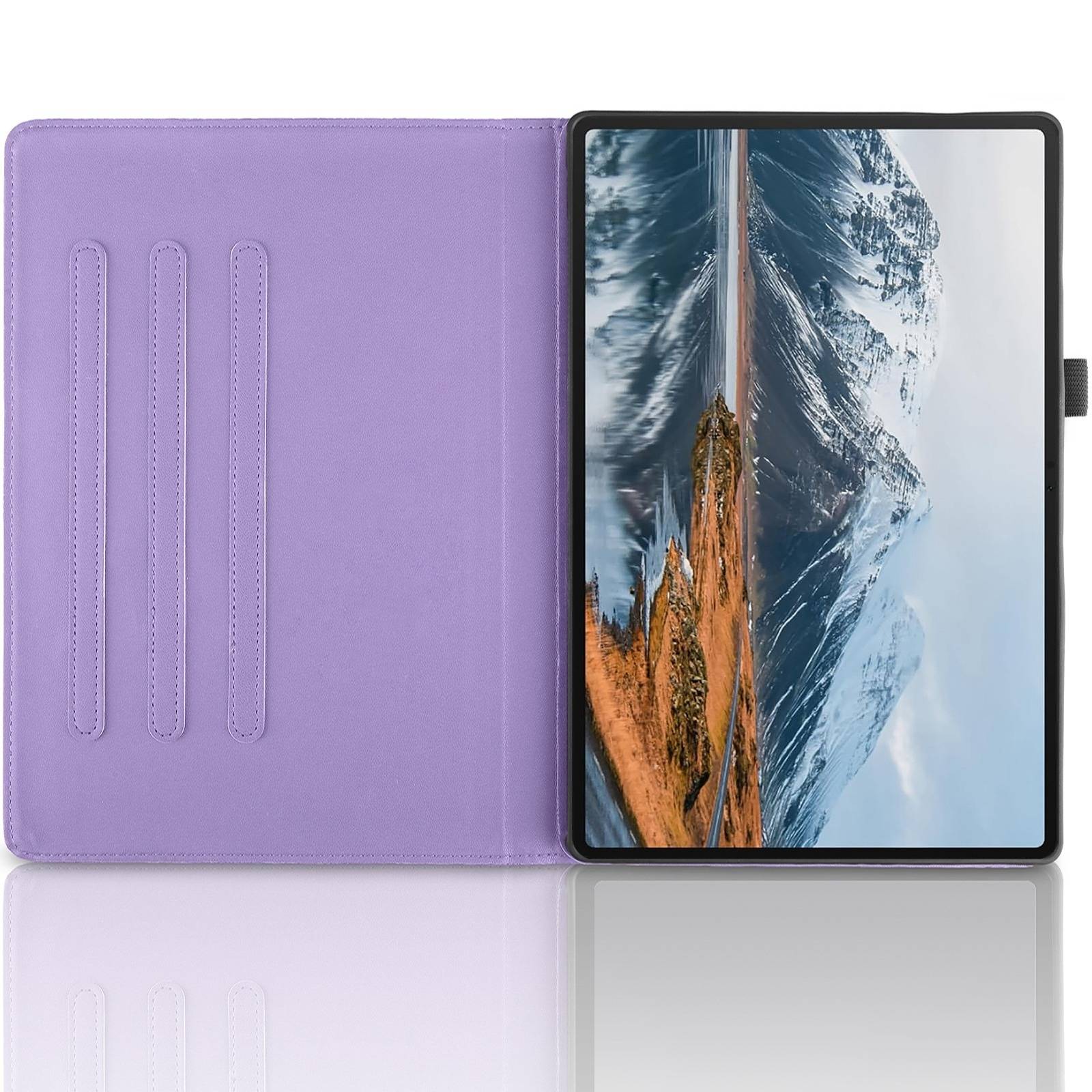 Violettes Tablet-Folio-Etui mit geöffneter Vorderseite, das ein Tablet im Hochformat zeigt, auf dem eine Berglandschaft angezeigt wird.