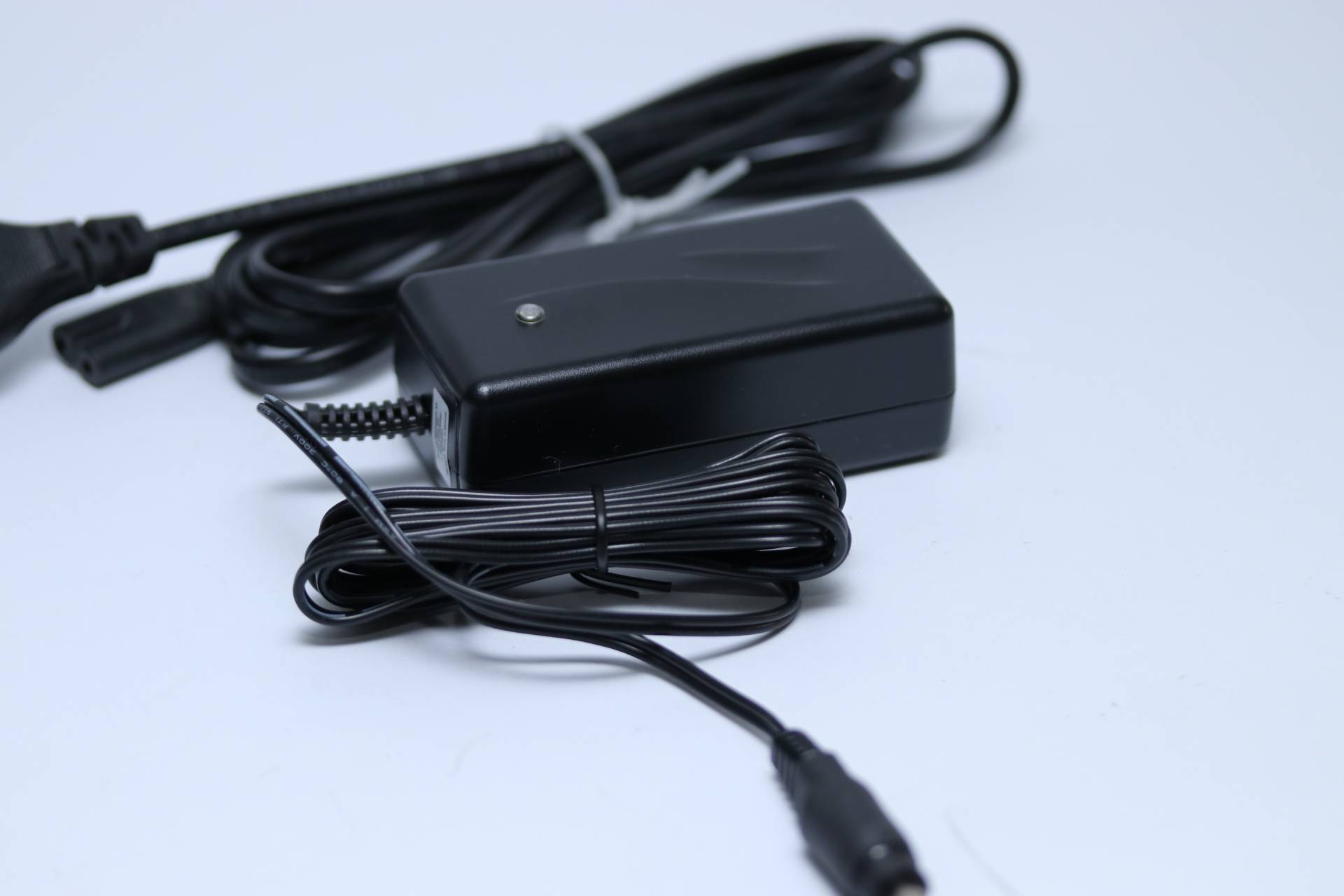 Ersatzladegerät für zipgo 3007016 / EP15 - 14,8 Volt Li-Ion Akku