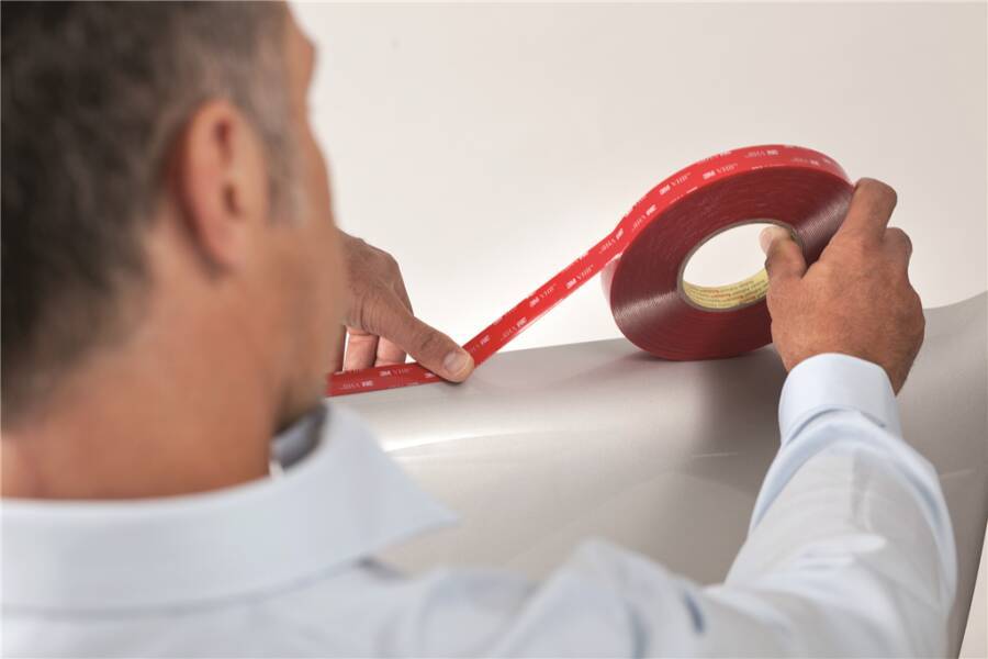 Doppelseitiges Klebeband VHB 4611 F / 5925 F 5925F/1233 Farbe schwarz Rollenbreite 12 mm Rollenlänge 33 m Dicke 0,6 mm