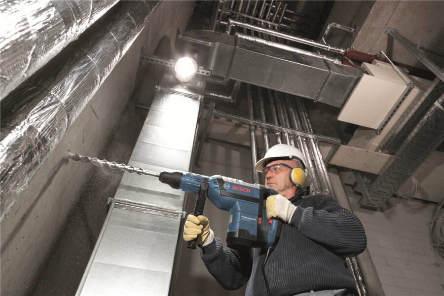 Bohrhammer GBH 8-45 DV 0611265000 Lieferumfang Handwerkerkoffer, Zusatzgriff, Fetttube Nennaufnahme 1500 W Schlagenergie
