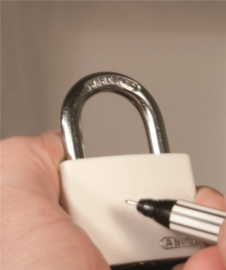 Vorhangschlösser MyLock 802874 Farbe weiß Typ MyLock Bügelhöhe 23 mm Bügelstärke 6,5 mm Breite 43 mm
