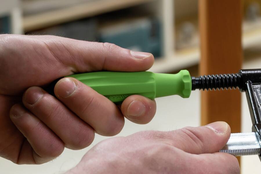 Temperguss-Schraubzwinge 3K-Griff, verstärkt 490P0160-080 Ausführung verstärkt Spannweite 160 mm Ausladung 80 mm Schiene